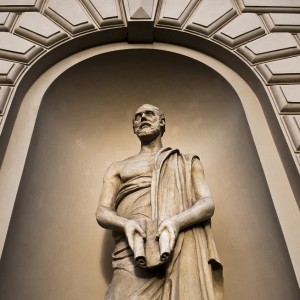 Figura Demostenesa - największego mówcy starożytnej Grecji - ma swój pierwowzór w Muzeach Watykańskich. Fot. M. Kaźmierczak.