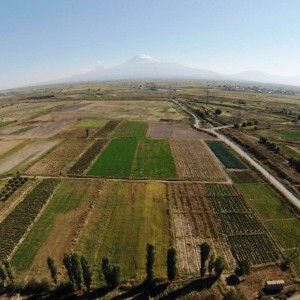 Widok na Ararat ze stanowiska Metsamor, fot. K. Jakubiak