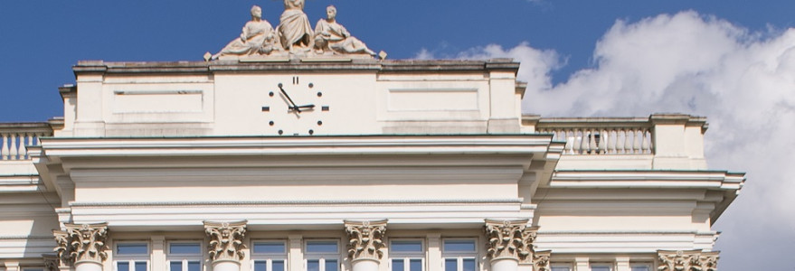 Zegar na budynku Dawnej Biblioteki, fot. M. Kaźmierczak