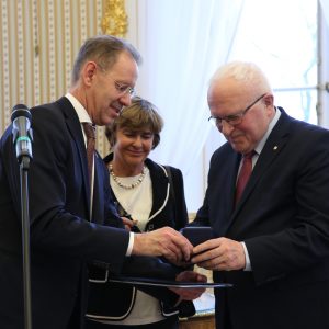 Uroczystość nadania tytułu doktora honorowego prof. Januszowi Jurczakowi