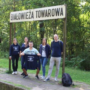 Zdjęcie studentów z Instytutu Germanistyki Wydziału Neofilologii UW