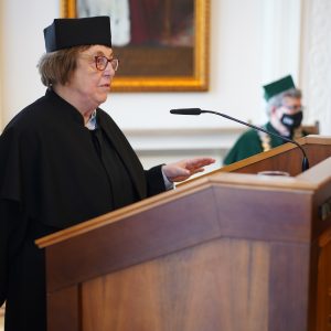 Uroczystość odnowienia doktoratu prof. Izabeli Sosnowskiej. Fot. M. Kaźmierczak/UW.