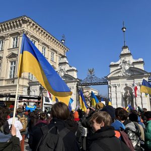 Manifestacja solidarnościowa przeciwko wojnie w Ukrainie, 3 marca 2022 roku. Fot. Justyna Koć/Biuro Promocji UW