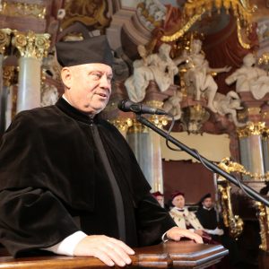 Uroczystość nadania prof. Alojzemu Z. Nowakowi, rektorowi UW, tytułu doktora honoris causa Akademii Wychowania Fizycznego we Wrocławiu. Fot. Andrzej Nowak