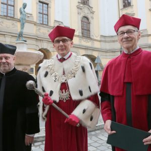 Uroczystość nadania prof. Alojzemu Z. Nowakowi, rektorowi UW, tytułu doktora honoris causa Akademii Wychowania Fizycznego we Wrocławiu. Fot. Andrzej Nowak