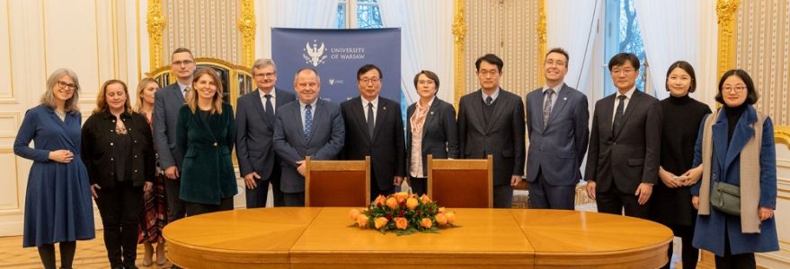 Podpisanie umowy o współpracy z KEPCO International Nuclear Graduate School, 14.11.2022. Fot. J. Rybusiński/UW