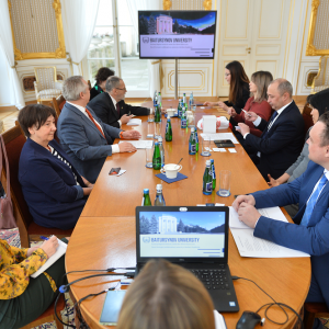 Spotkanie z delegacją z Kazachstanu. Fot. Mirosław Kaźmierczak/UW