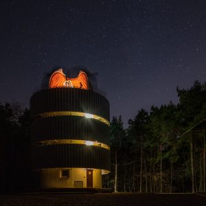 Stacja obserwacyjna Obserwatorium Astronomicznego UW w Ostrowiku. Fot. Monika Sitek