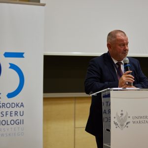 Prof. Alojzy Z. Nowak, rektor UW, podczas konferencji podsumowującej dwudziestopięciolecie UOTT UW. Fot. Krystian Szczęsny/UW