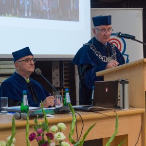 Inauguracja roku akademickiego 2023/2024 na Wydziale Dziennikarstwa, Informacji i Bibliologii UW. Źródło: WDIB UW