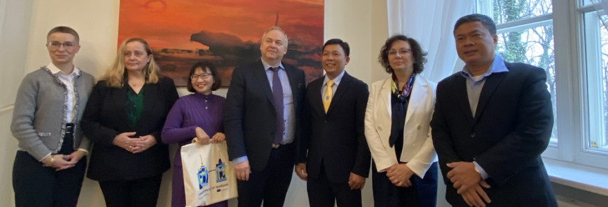 Wizyta delegacji z Tra Vinh University. Fot. Anna Stobiecka/UW