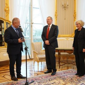 Uroczystość nadania tytułu doktora honoris causa Uniwersytetu Warszawskiego prof. Freiherrowi Clausowi von Carnap-Bornheimowi. Fot. Mirosław Kaźmierczak/UW