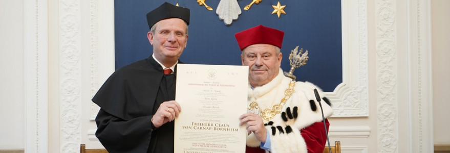 Uroczystość nadania tytułu doktora honoris causa Uniwersytetu Warszawskiego prof. Freiherrowi Clausowi von Carnap-Bornheimowi. Fot. Mirosław Kaźmierczak/UW