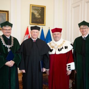 Uroczystość nadania tytułu doktora honoris causa Uniwersytetu Warszawskiego prof. Dieterowi Vollhardtowi.