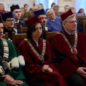 Uroczystość nadania tytułu doktora honoris causa Uniwersytetu Warszawskiego prof. F. Englertowi. Fot. Krystian Szczęsny/UW