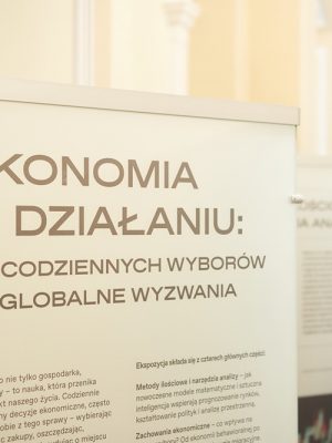 Wystawa Wydziału Nauk Ekonomicznych. Fot. Mirosław Kaźmierczak/UW