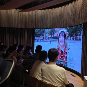 Pokaz filmu w Pawilonie Polski na EXPO 2025. Fot. WO UW