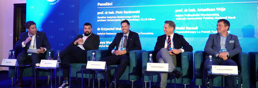 Panel o Europie w wyścigu technologicznym podczas XXXIV Forum Ekonomicznego w Karpaczu. Fot. Jarosław Skrzeczkowski/UW