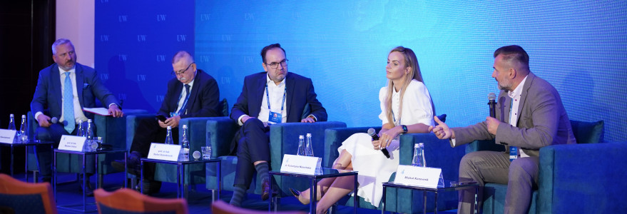 Panel o budowaniu odpornych gospodarek w erze cyfrowej. Fot. Mirosław Kaźmierczak/UW