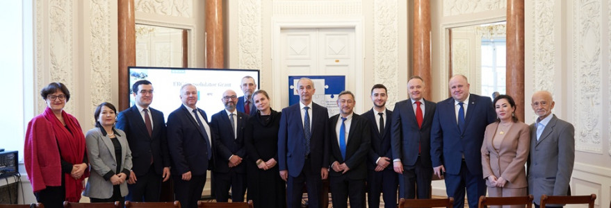 Inauguracja grantu ERC. Polsko-uzbecka umowa dotycząca powstania laboratorium. Fot. Mirosław Kaźmierczak/UW