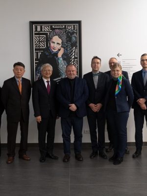 Wizyta ambasadora Republiki Korei na UW. Źródło Wydział Fizyki UW