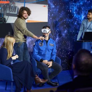 Finał trasy „IGNIS” z dr. inż. Sławoszem Uznańskim-Wiśniewskim na UW. Fot. UW