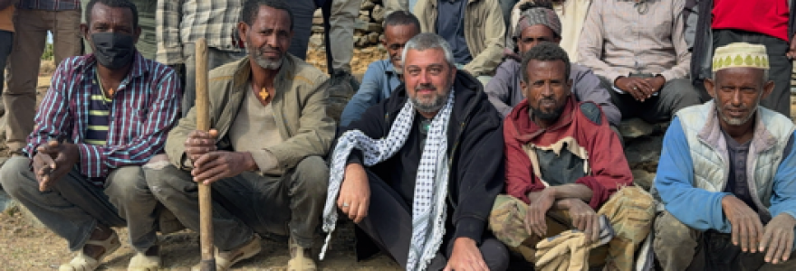 Badacze z UW w Negaszu. Fot. archiwum prywatne