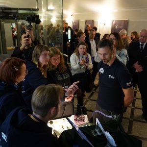 Finał trasy „IGNIS” z dr. inż. Sławoszem Uznańskim-Wiśniewskim na UW. Fot. UW.