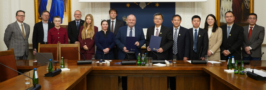 Spotkanie z przedstawicielami Uniwersytetu w Wuhan. Fot. Mirosław Kaźmierczak/UW