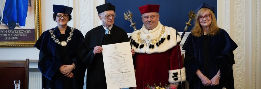 Odnowienie doktoratu prof. Jacka M. Kurczewskiego. Fot. Mirosław Kaźmierczak/UW