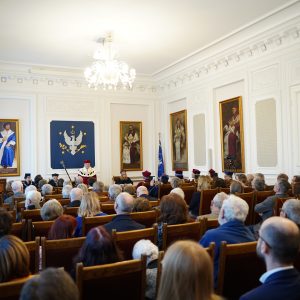 Odnowienie doktoratu prof. Jacka M. Kurczewskiego. Fot. Mirosław Kaźmierczak/UW