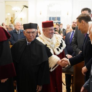 Uroczystość nadania tytułu doktora honoris causa UW prof. Adamowi D. Rotfeldowi. Fot. Mirosław Kaźmierczak/UW