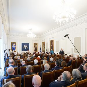 Uroczystość nadania tytułu doktora honoris causa UW prof. Adamowi D. Rotfeldowi. Fot. Mirosław Kaźmierczak/UW