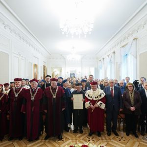 Uroczystość nadania tytułu doktora honoris causa UW prof. Adamowi D. Rotfeldowi. Fot. Mirosław Kaźmierczak/UW