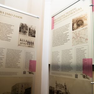 Wernisaż wystawy „Oblicza nauki. Nowoczesność w badaniach Stanisława Staszica”. Źródło: Muzeum UW