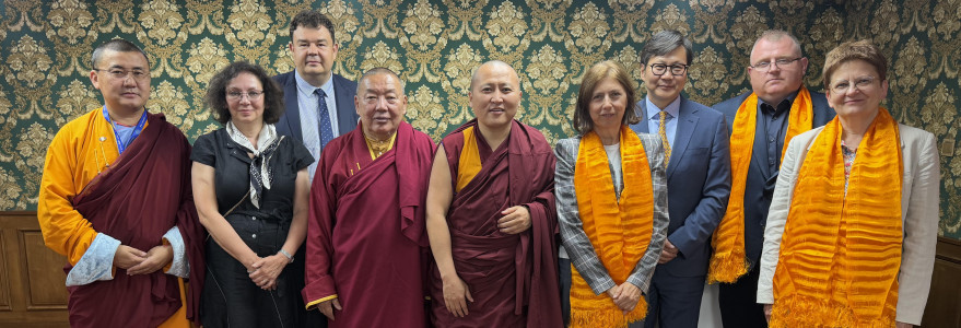 Wizyta delegacji z Uniwersytetu Warszawskiego w Mongolii. Źródło: UW